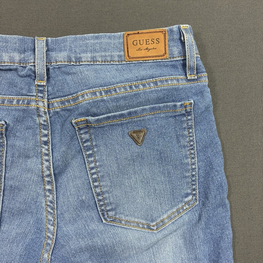 Guess Los Angeles Women's Jeans Size 26 Light Blue Denim Casual Mildly Elastic